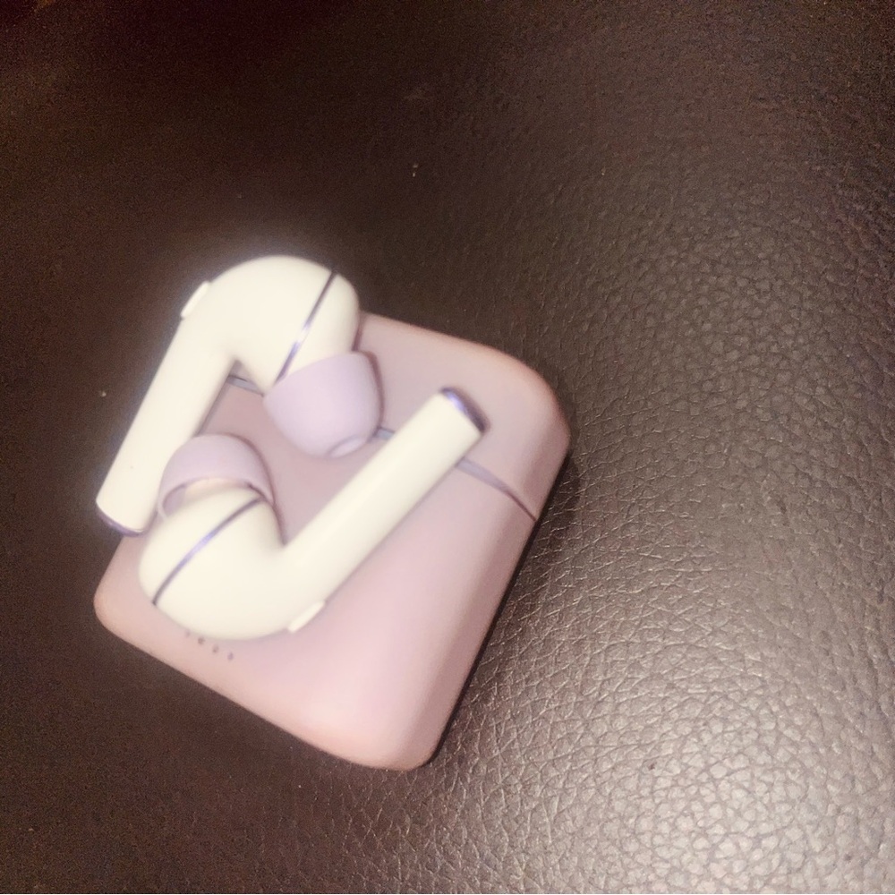 💜💜Bose Lavender Wireless Earbuds💜💜